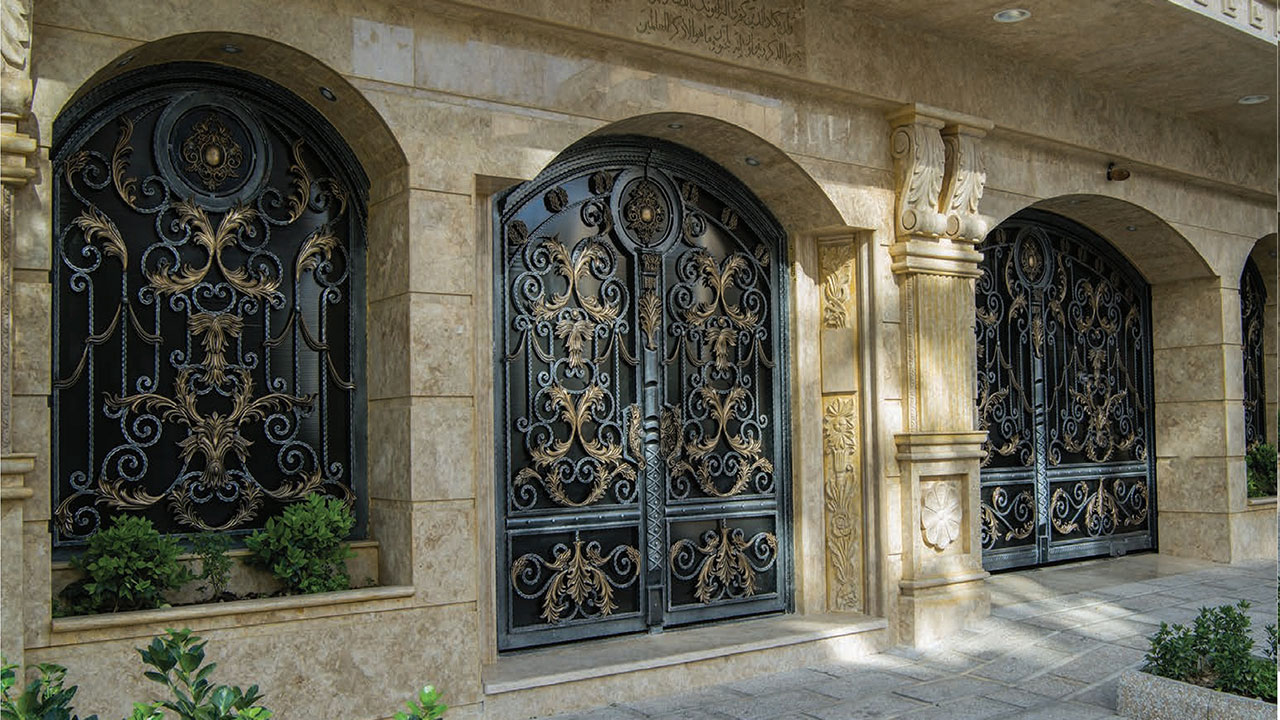 درب فلزی پارکینگ در کاشان